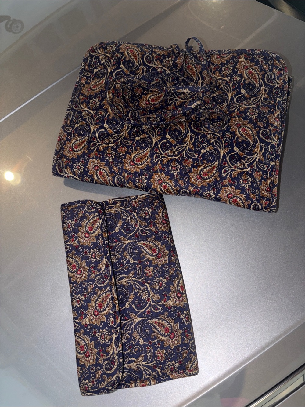 Lands end blue gold red paisley travel set shoes and toiletries 1980’s made taiw